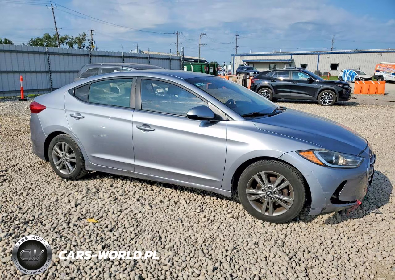 2017 Hyundai Elantra Se VIN:5NPD84LF2HH169775 - 4