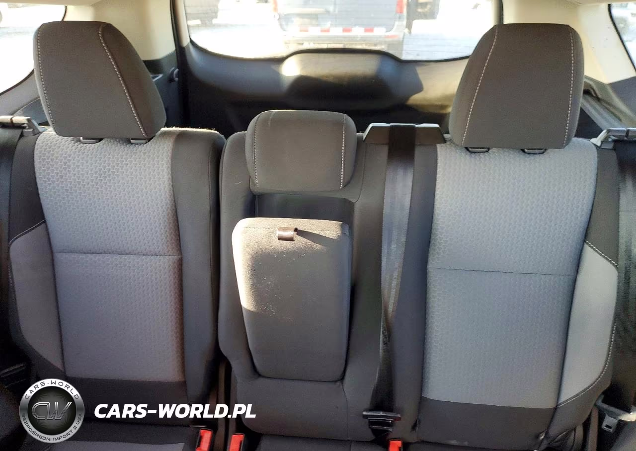 2017 Ford Escape Se VIN:1FMCU0GD1HUC84605 - 10