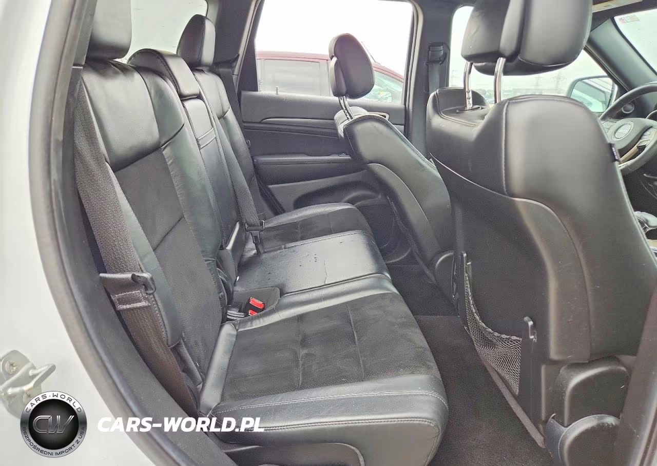 2015 Jeep Grand Cherokee Laredo VIN:1C4RJFAG6FC680173 - 10