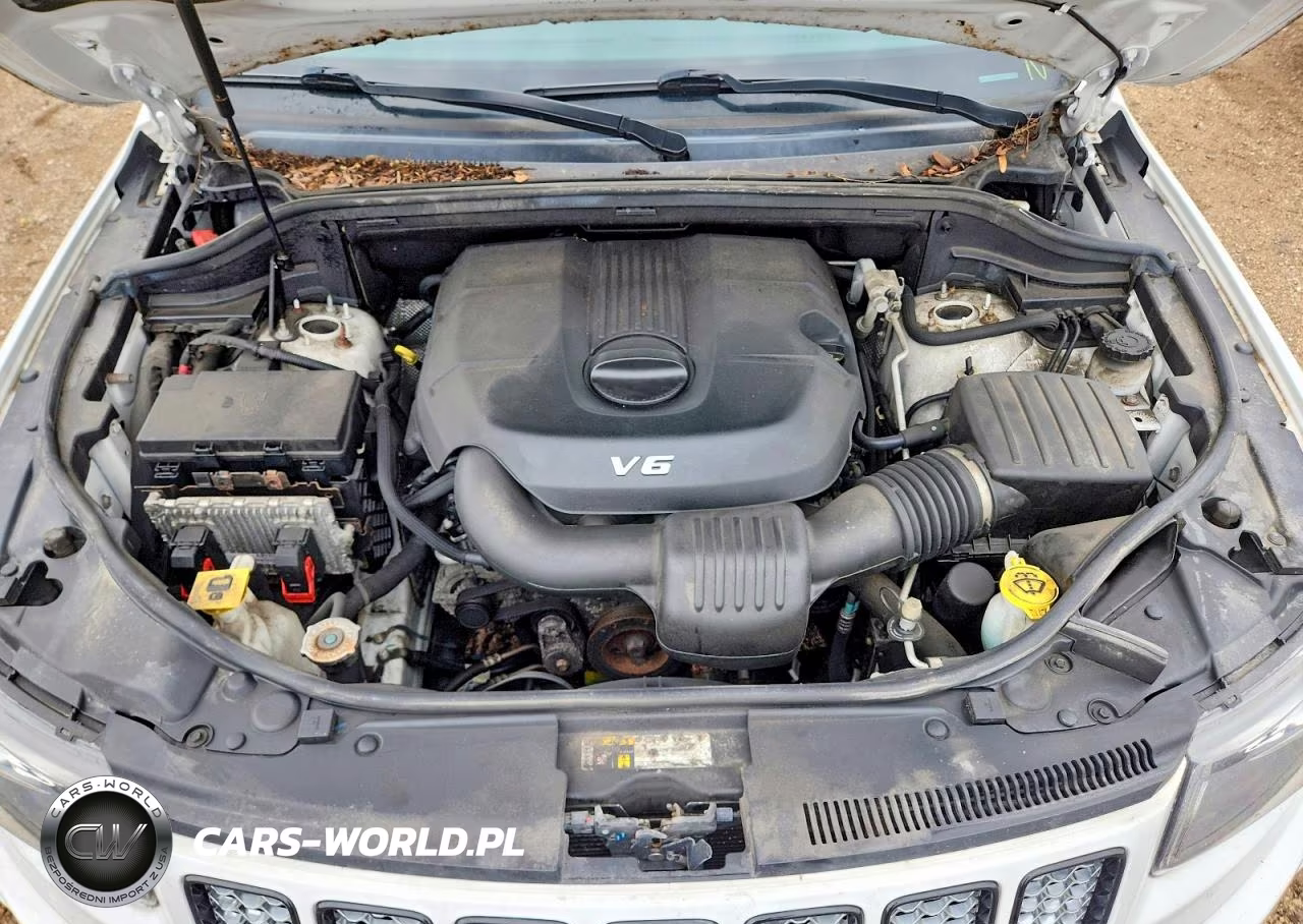 2015 Jeep Grand Cherokee Laredo VIN:1C4RJFAG6FC680173 - 11