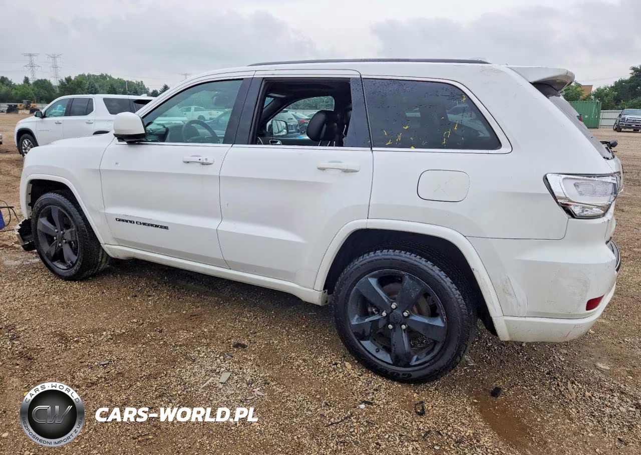 2015 Jeep Grand Cherokee Laredo VIN:1C4RJFAG6FC680173 - 2