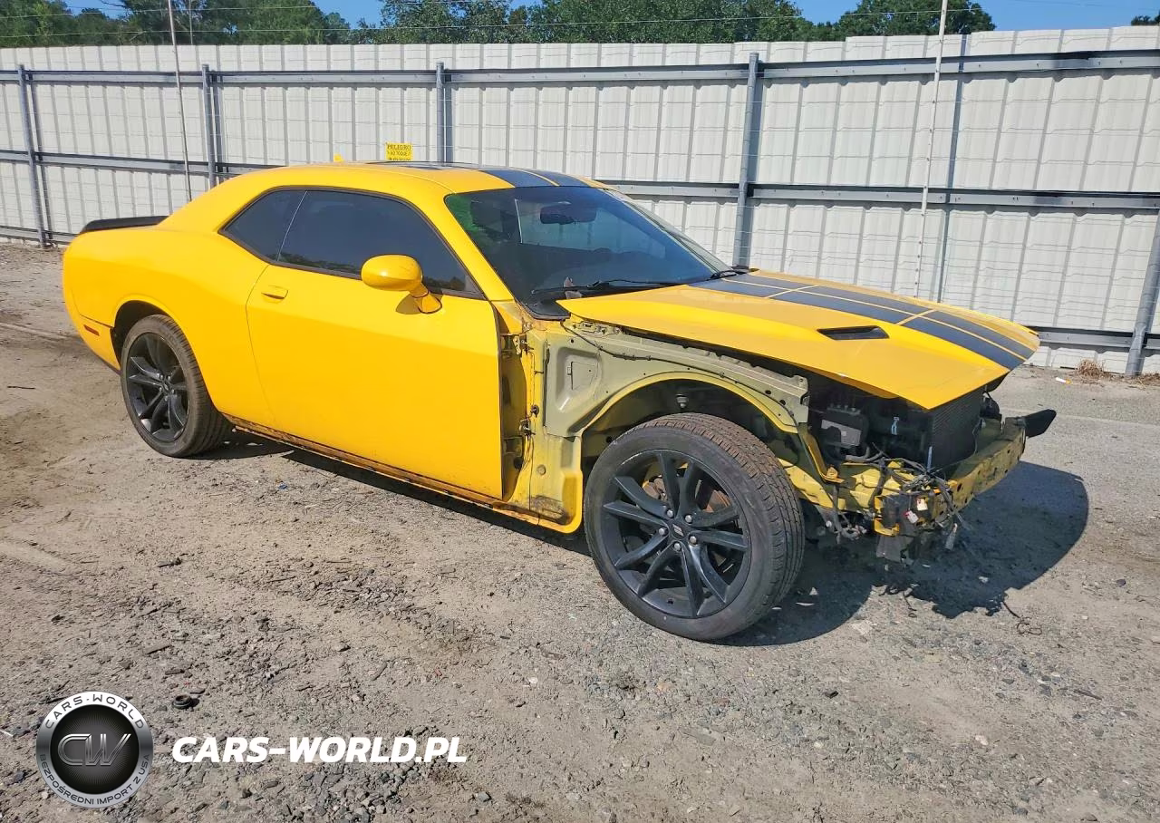 2017 Dodge Challenger Sxt VIN:2C3CDZAG7HH636430 - 4