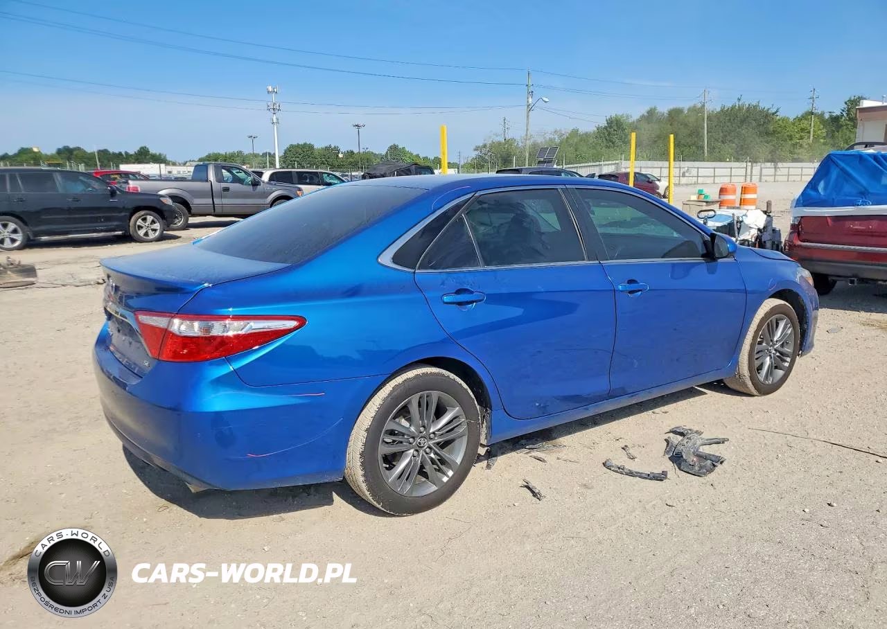 2017 Toyota Camry Se VIN:4T1BF1FK8HU672989 - 3