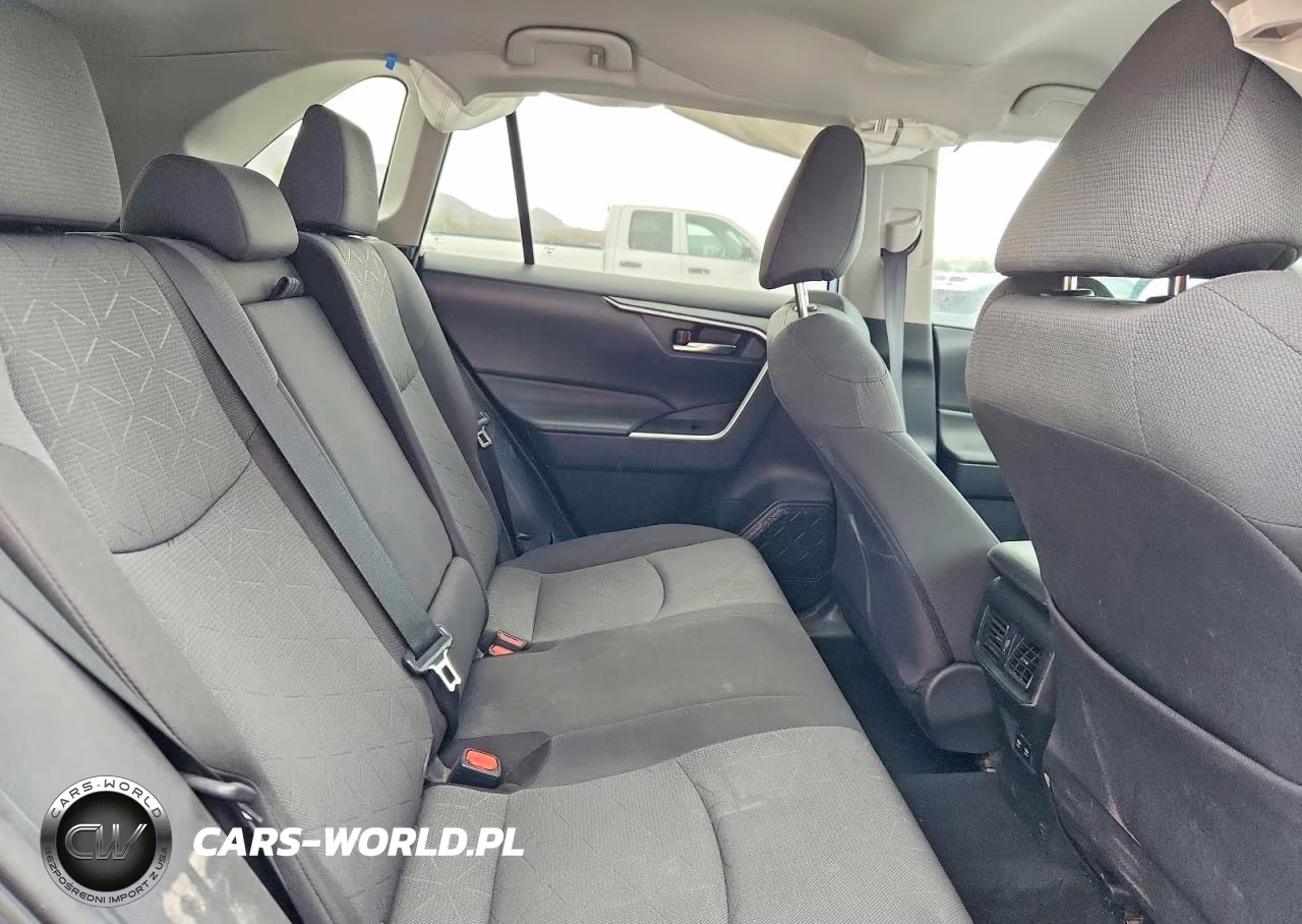 2021 Toyota Rav4 Xle VIN:2T3P1RFV9MW140181 - 10