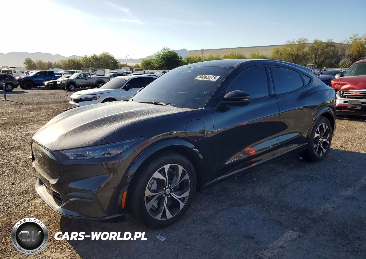 2022 Ford Mustang Mach-E Premium VIN:3FMTK3R77NMA19461 - 1