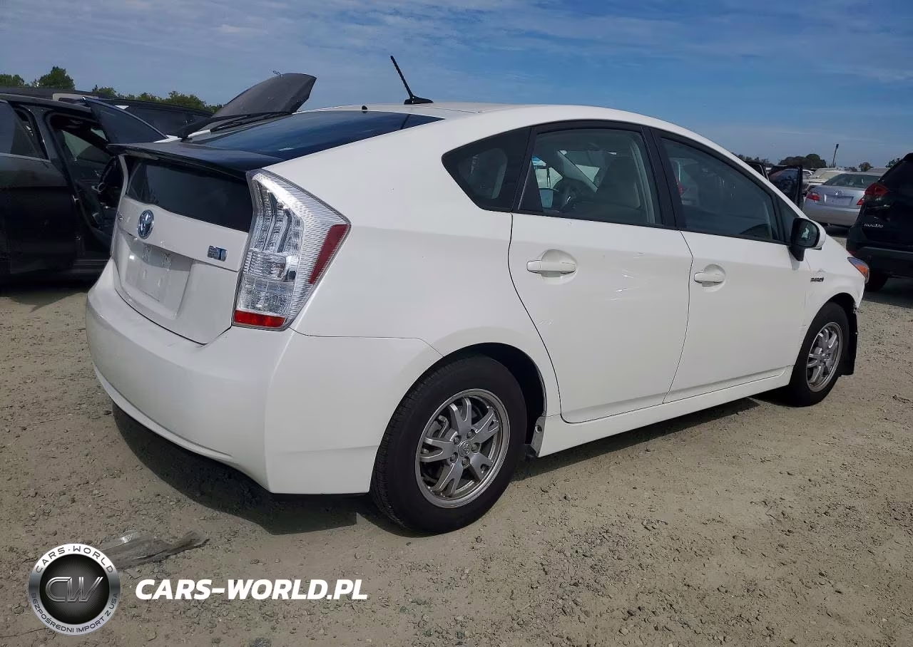 2010 Toyota Prius Iii VIN:JTDKN3DU9A0018247 - 3