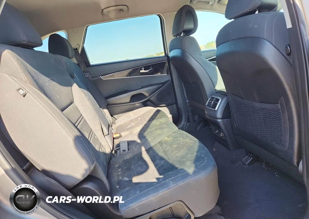 2016 Kia Sorento Lx VIN:5XYPG4A36GG091497 - 11