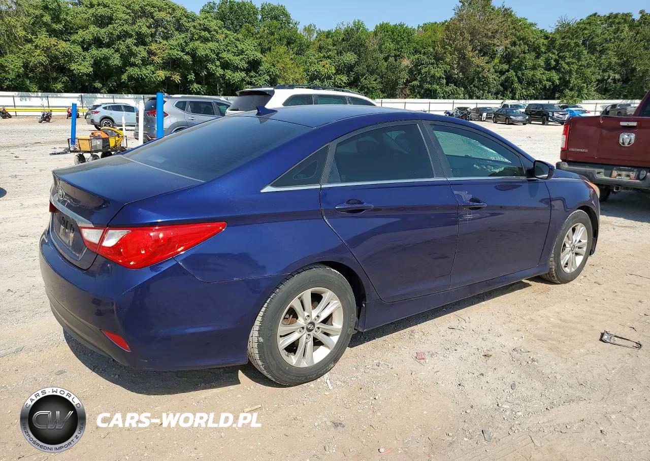 2014 Hyundai Sonata Gls VIN:5NPEB4AC1EH853484 - 3
