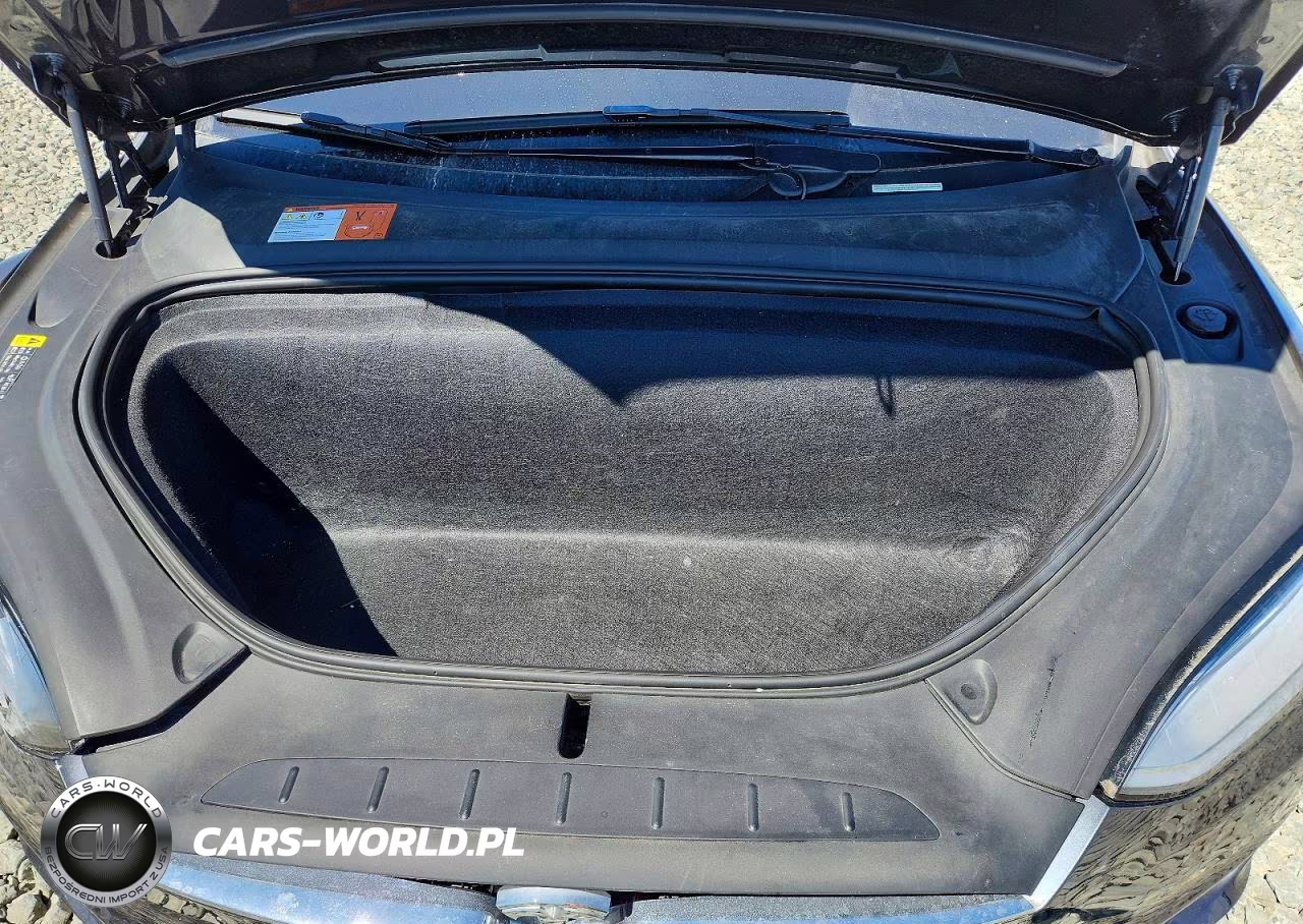 2018 Tesla Model X VIN:5YJXCBE27JF110302 - 12