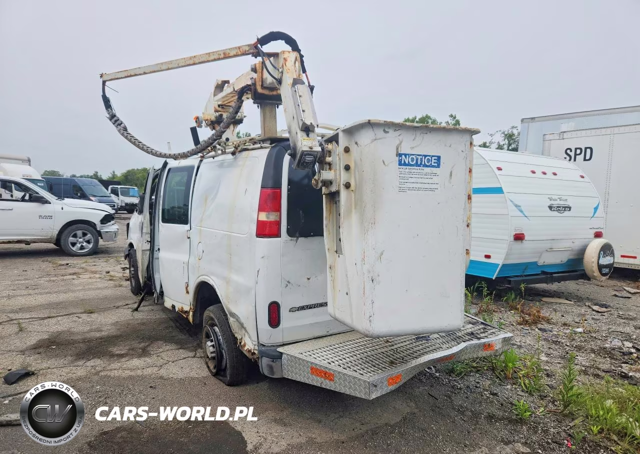 2006 Chevrolet Express 3500 Van With Bucket Lift VIN:1GCHG35UX61186211 - 2