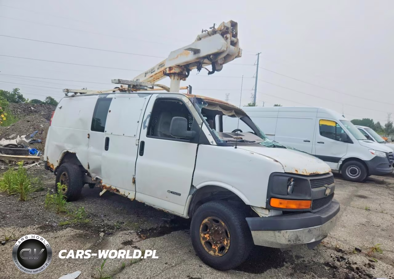 2006 Chevrolet Express 3500 Van With Bucket Lift VIN:1GCHG35UX61186211 - 4
