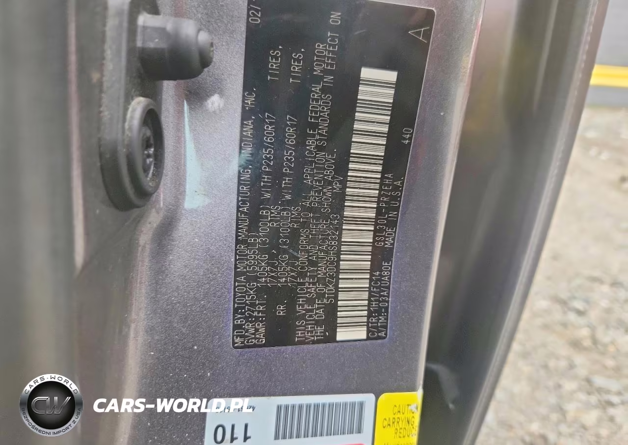 2017 Toyota Sienna Le VIN:5TDKZ3DC9HS832143 - 13