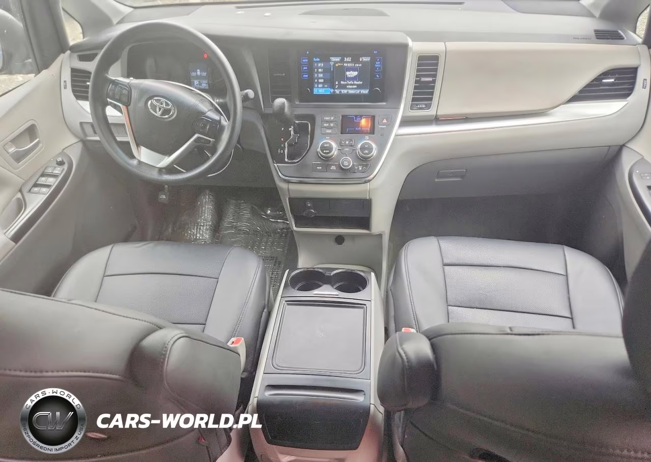 2017 Toyota Sienna Le VIN:5TDKZ3DC9HS832143 - 8