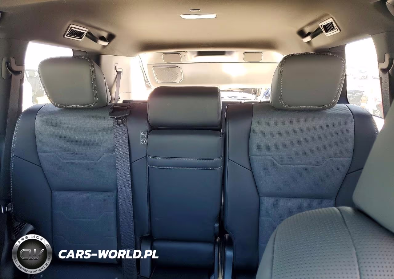 2025 Lexus Gx 550 Luxury VIN:JTJVBCDX3S5042769 - 10