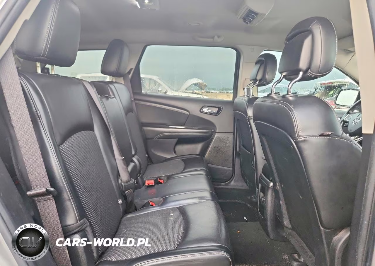 2017 Dodge Journey Crossroad VIN:3C4PDDGG2HT540607 - 10
