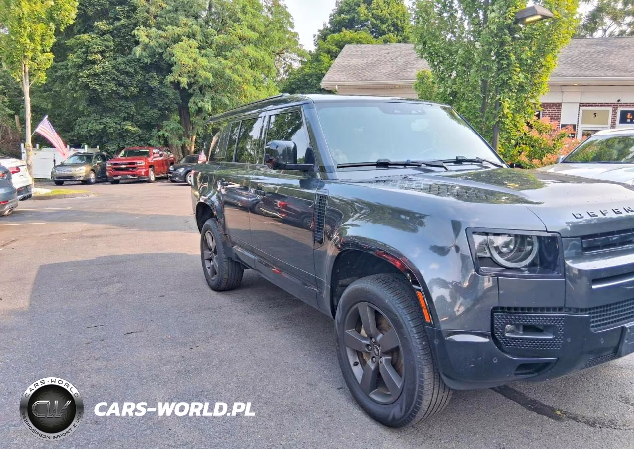 2023 Land Rover Defender 130 X-Dynamic Se VIN:SALE2FEU3P2185201 - 4
