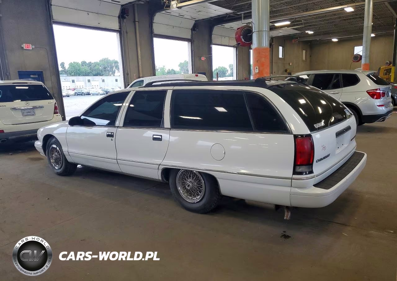 1995 Chevrolet Caprice Classic VIN:1G1BL82P0SR179396 - 2