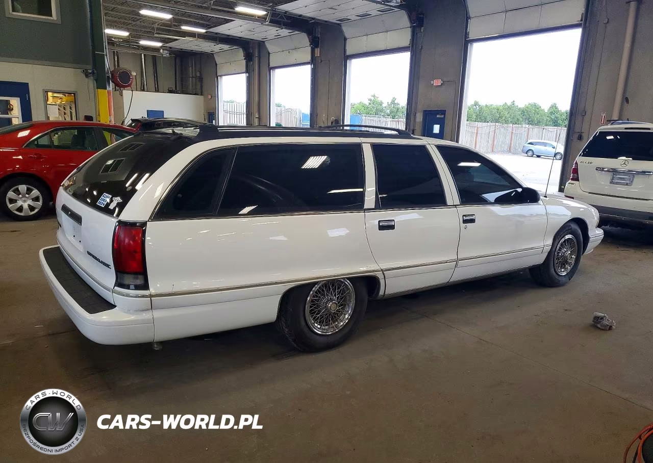1995 Chevrolet Caprice Classic VIN:1G1BL82P0SR179396 - 3