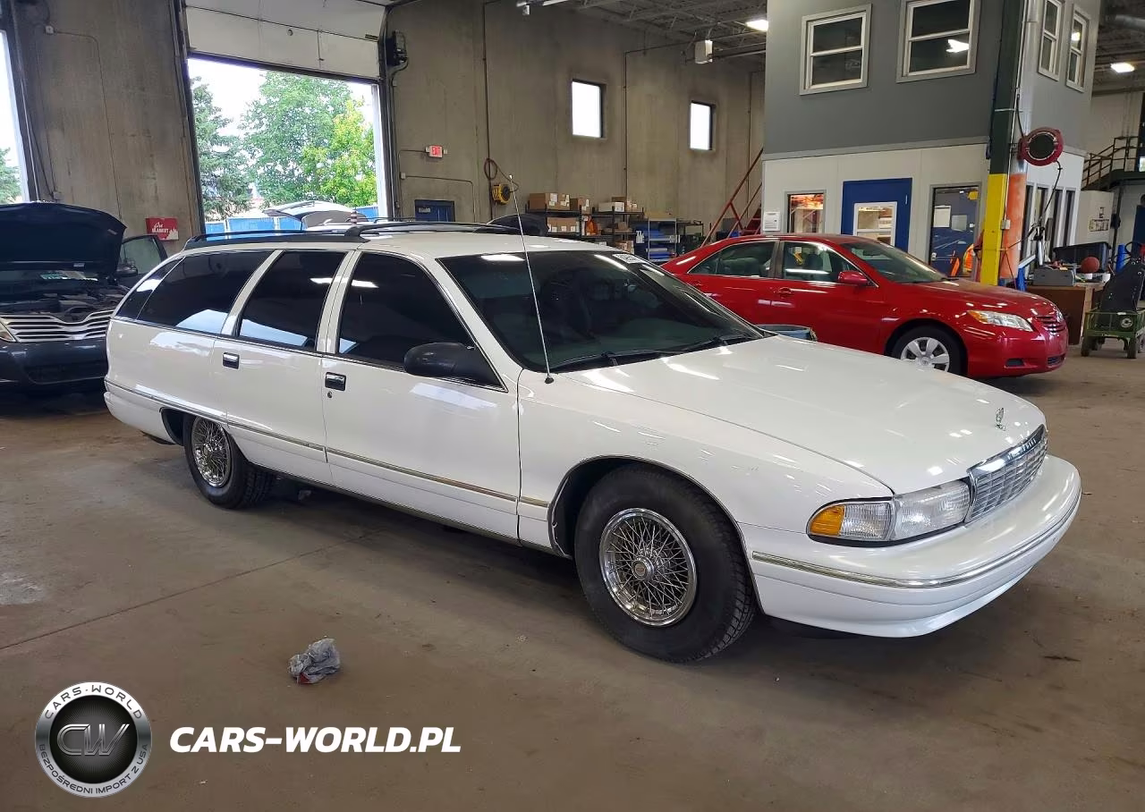1995 Chevrolet Caprice Classic VIN:1G1BL82P0SR179396 - 4