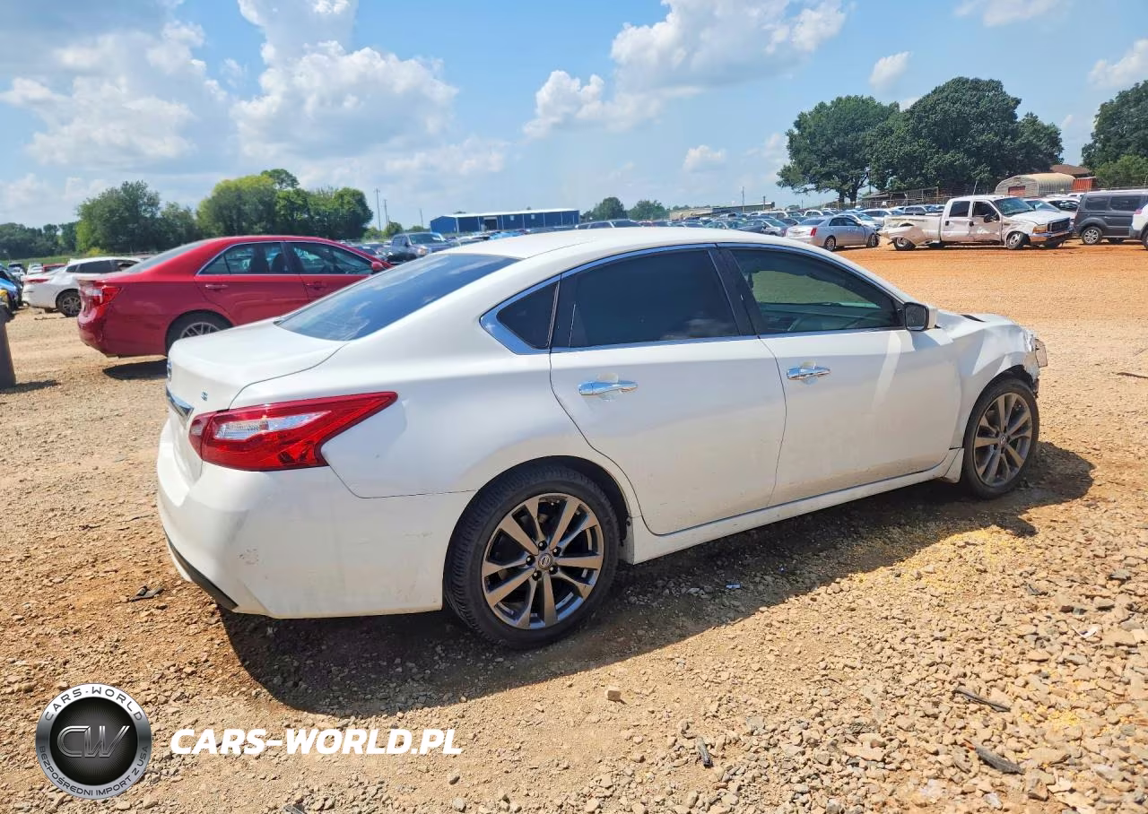 2018 Nissan Altima 2.5 S VIN:1N4AL3AP1JC194584 - 3
