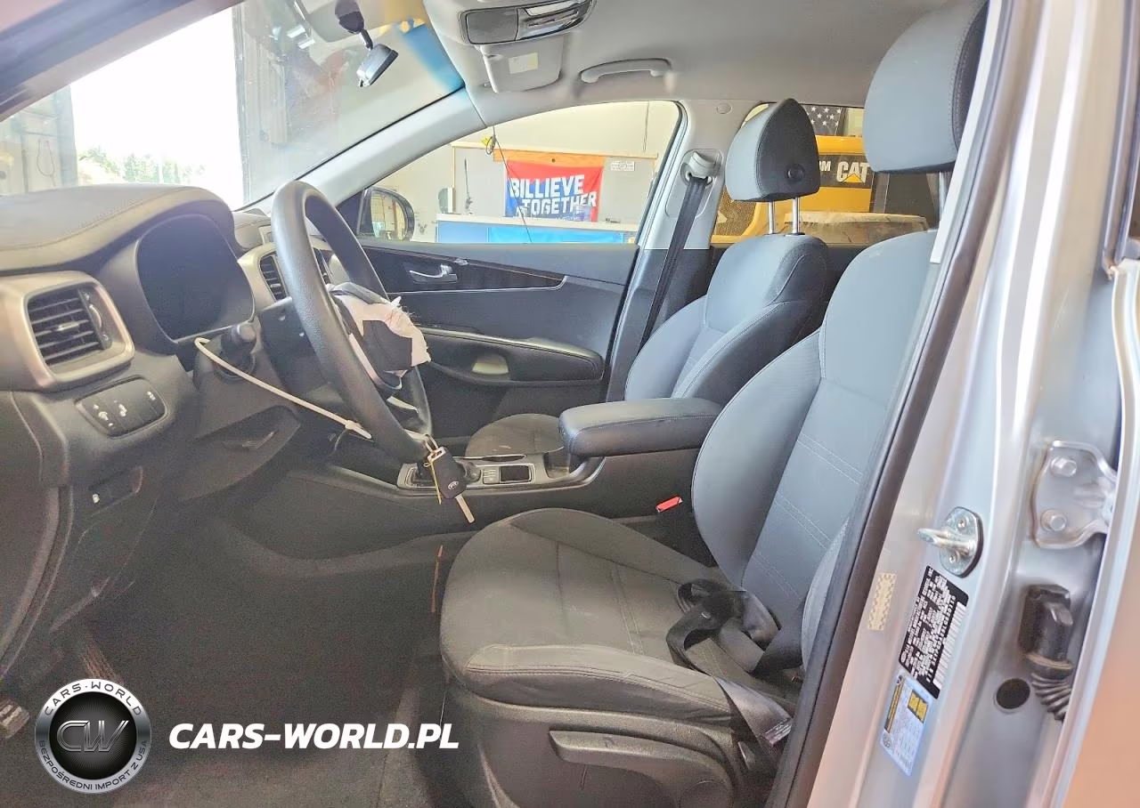 2020 Kia Sorento Lx VIN:5XYPGDA39LG630110 - 7