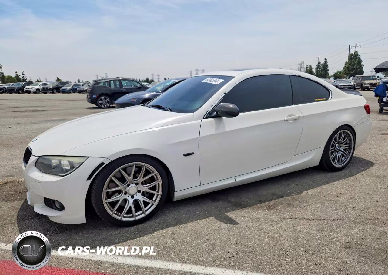 2011 BMW 335 I – zdjęcie 1 z 12