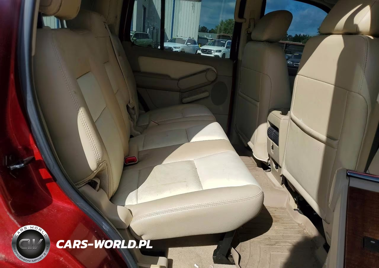 2008 Ford Explorer VIN:1FMEU64E88UA66783 - 11