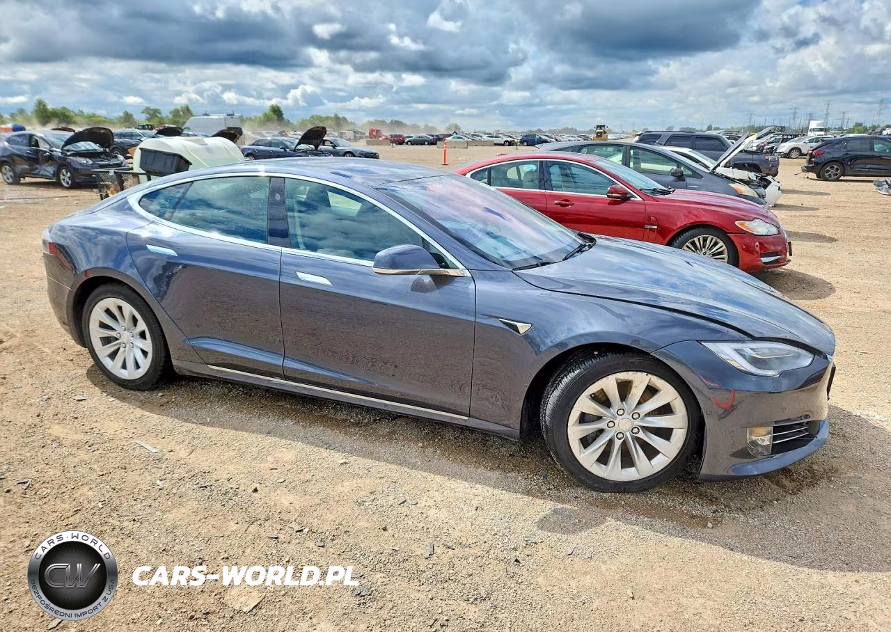 2017 Tesla Model S VIN:5YJSA1E26HF205504 - 4