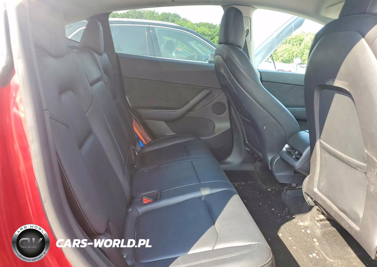2022 Tesla Model Y VIN:7SAYGDEE0NF423344 - 10