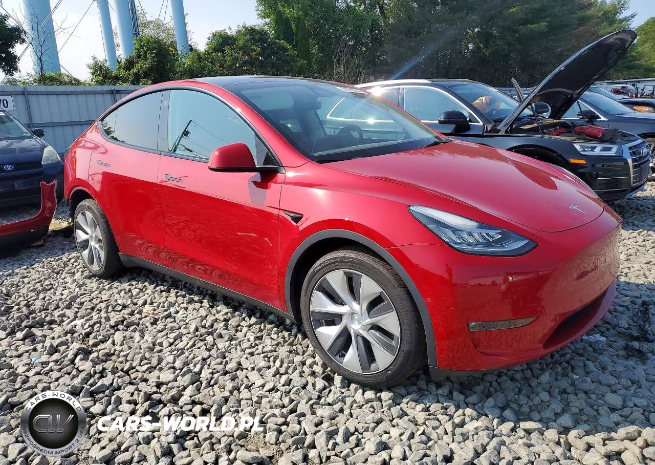 2022 Tesla Model Y VIN:7SAYGDEE0NF423344 - 4