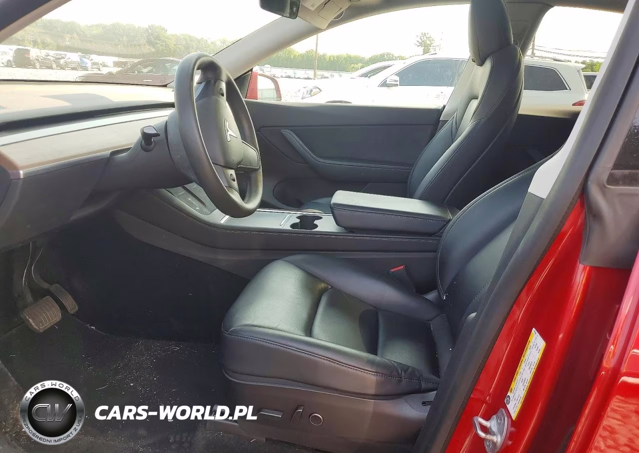 2022 Tesla Model Y VIN:7SAYGDEE0NF423344 - 7