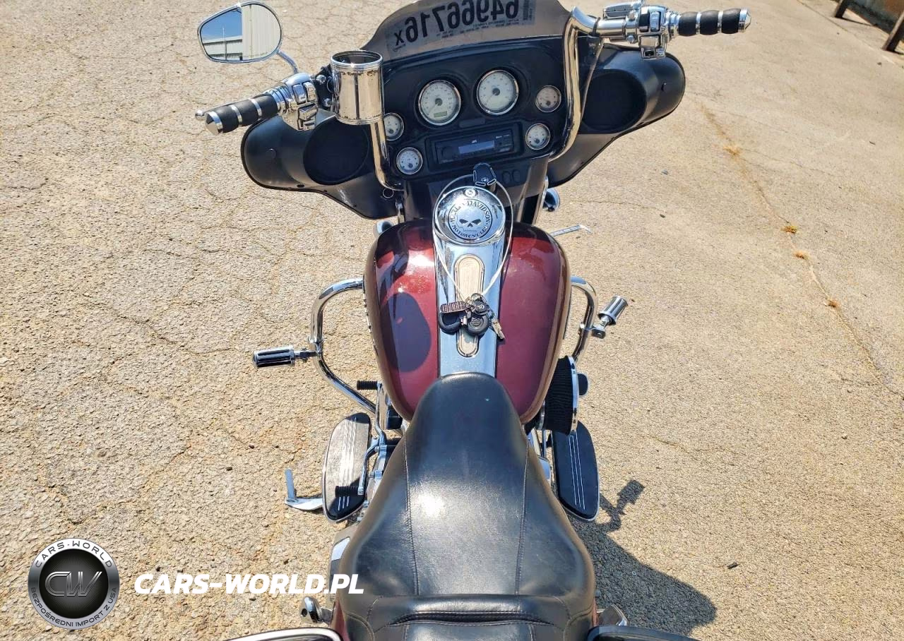 2011 Harley-Davidson Flhx VIN:1HD1KBM14BB633409 - 6