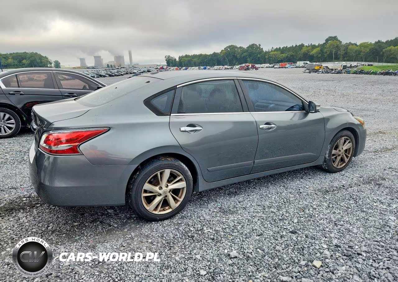 2014 Nissan Altima 2.5 VIN:1N4AL3AP2EC113954 - 3