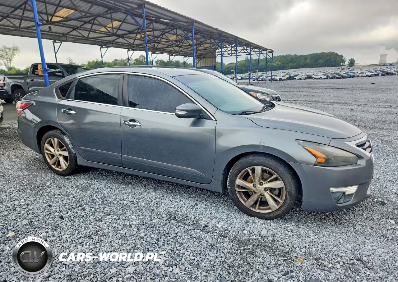 2014 Nissan Altima 2.5 VIN:1N4AL3AP2EC113954 - 4