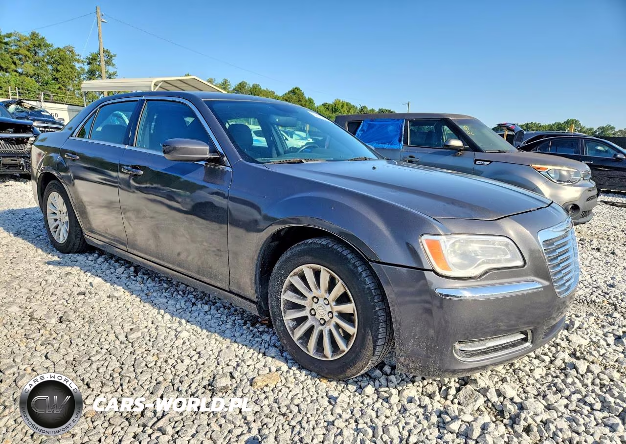 2014 Chrysler 300 VIN:2C3CCAAG0EH376100 - 4