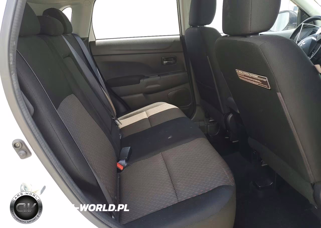 2017 Mitsubishi Outlander Sport Es VIN:JA4AP3AU5HZ049943 - 11