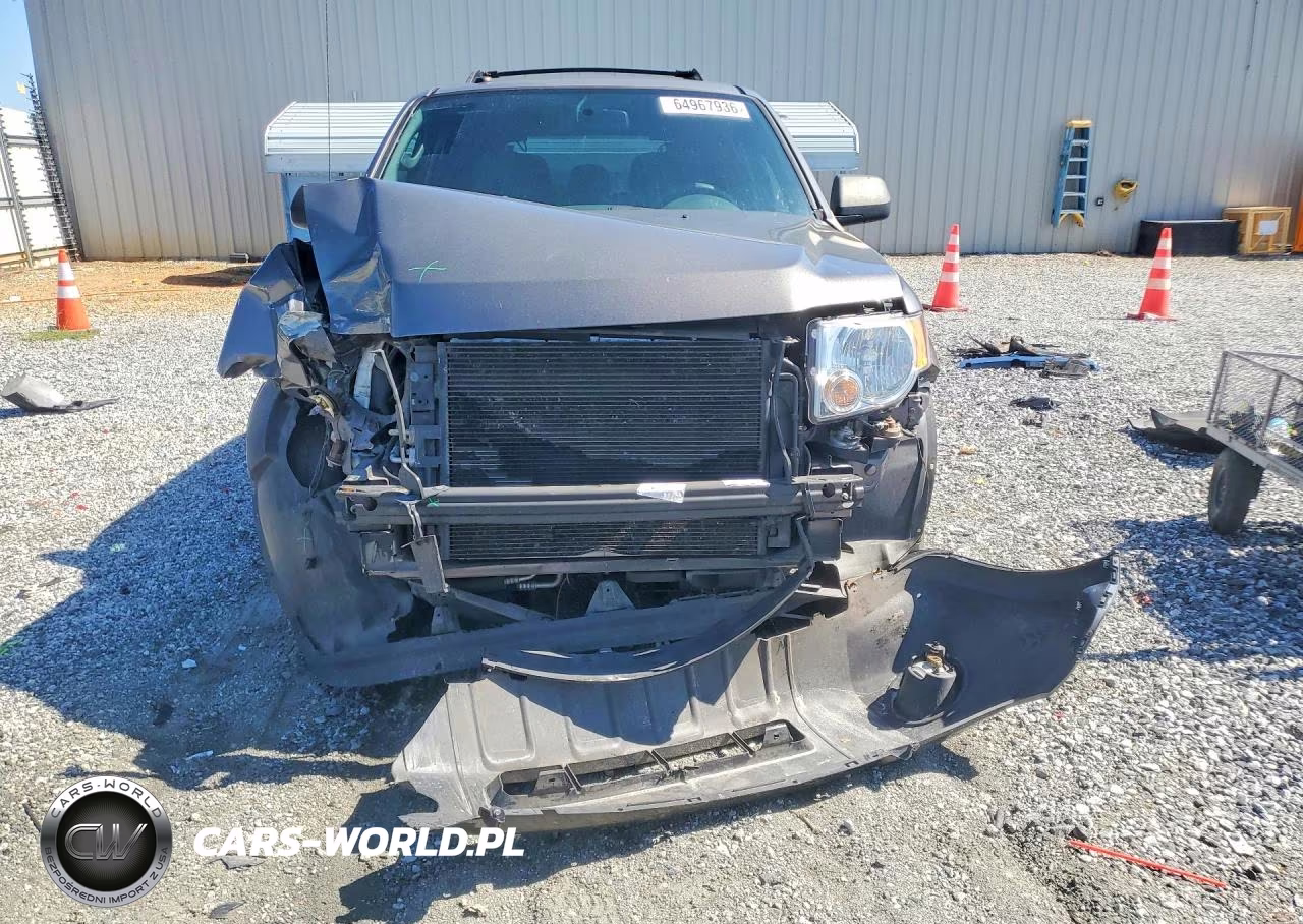 2010 Ford Escape Xlt VIN:1FMCU9DG4AKB81005 - 5