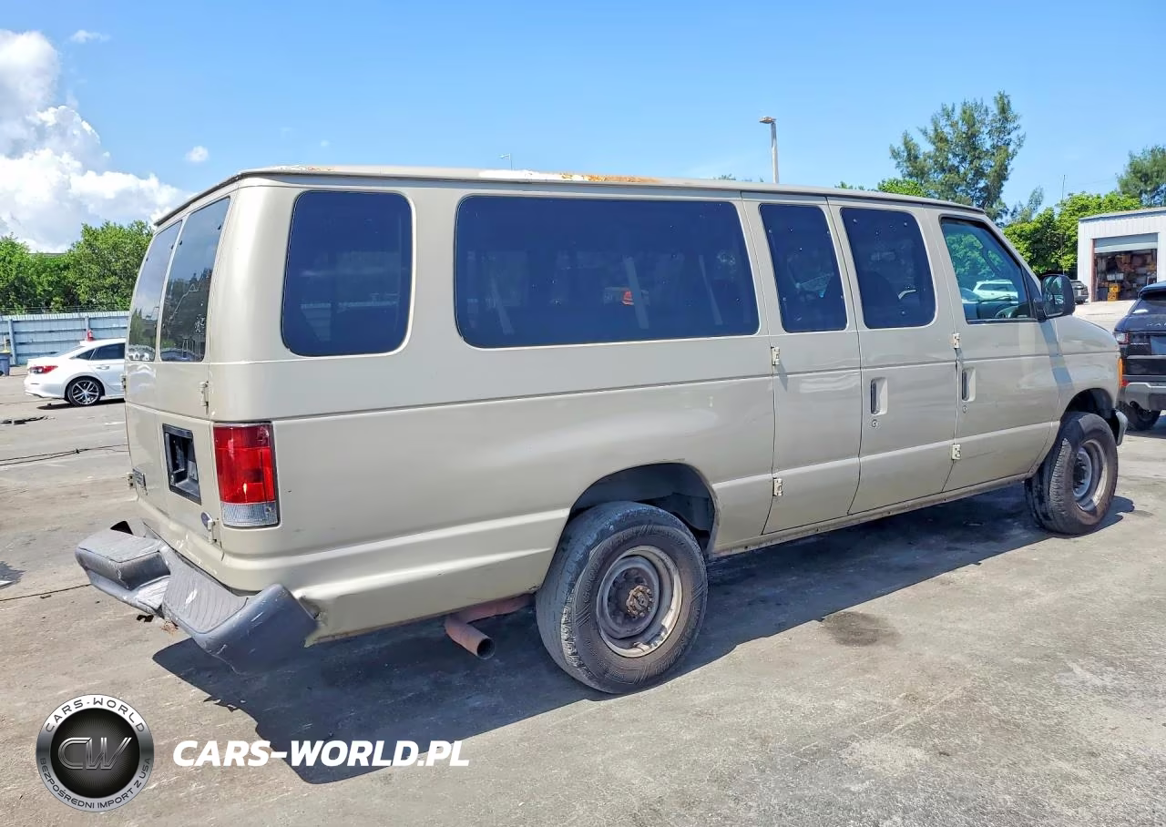2007 Ford Econoline E350 Super Duty Wagon VIN:1FBSS31L97DA98854 - 3