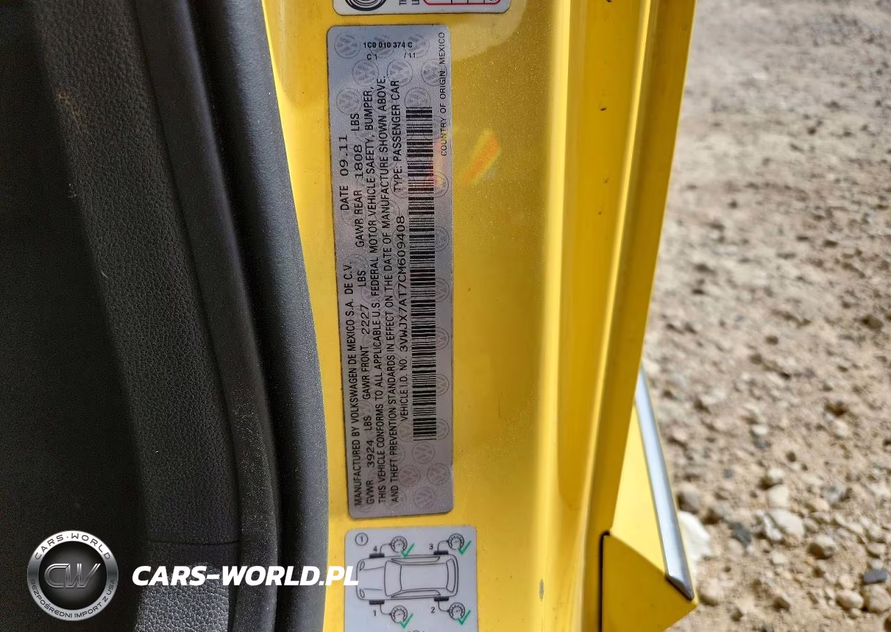 2012 Volkswagen Beetle VIN:3VWJX7AT7CM609408 - 12