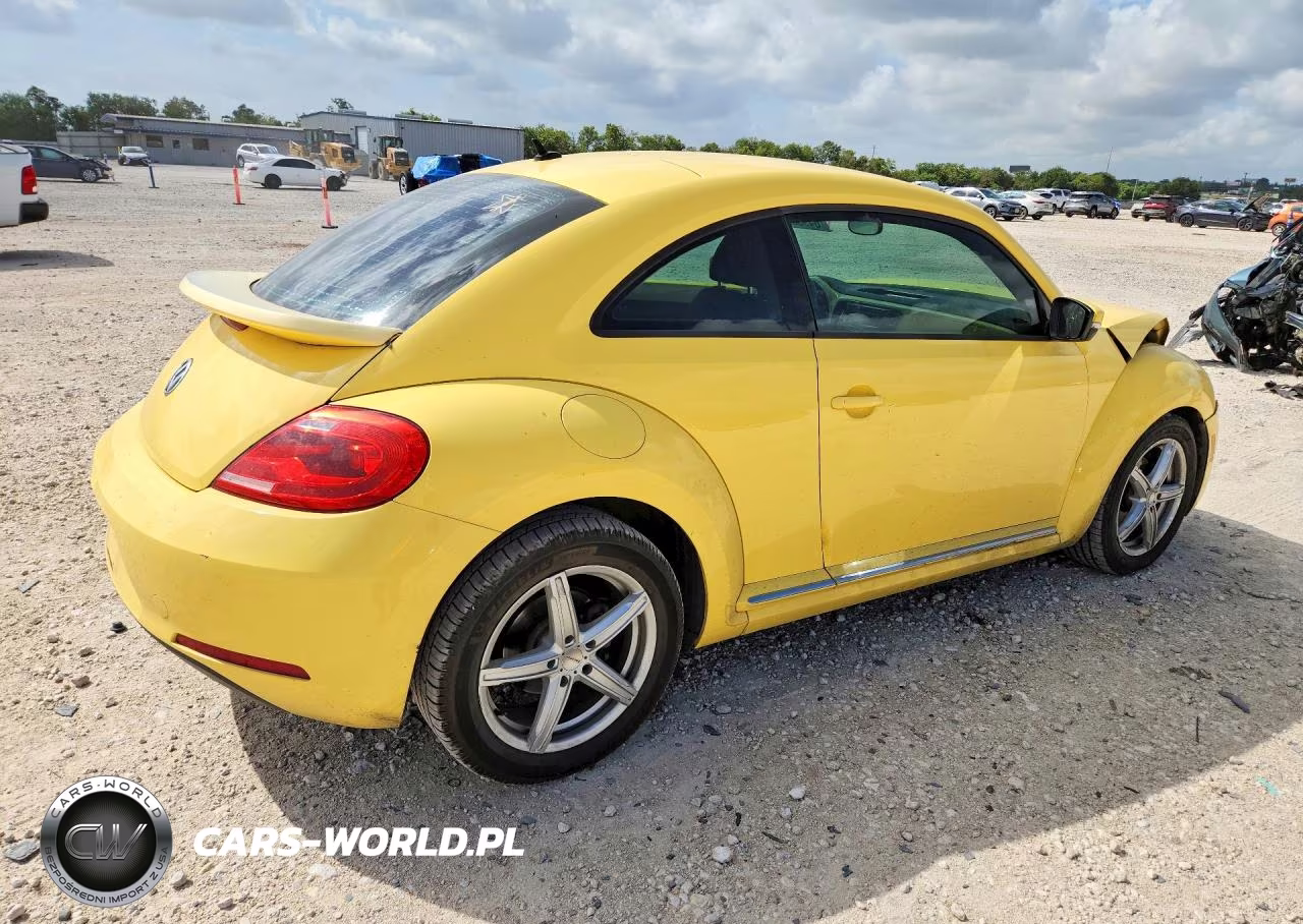 2012 Volkswagen Beetle VIN:3VWJX7AT7CM609408 - 3