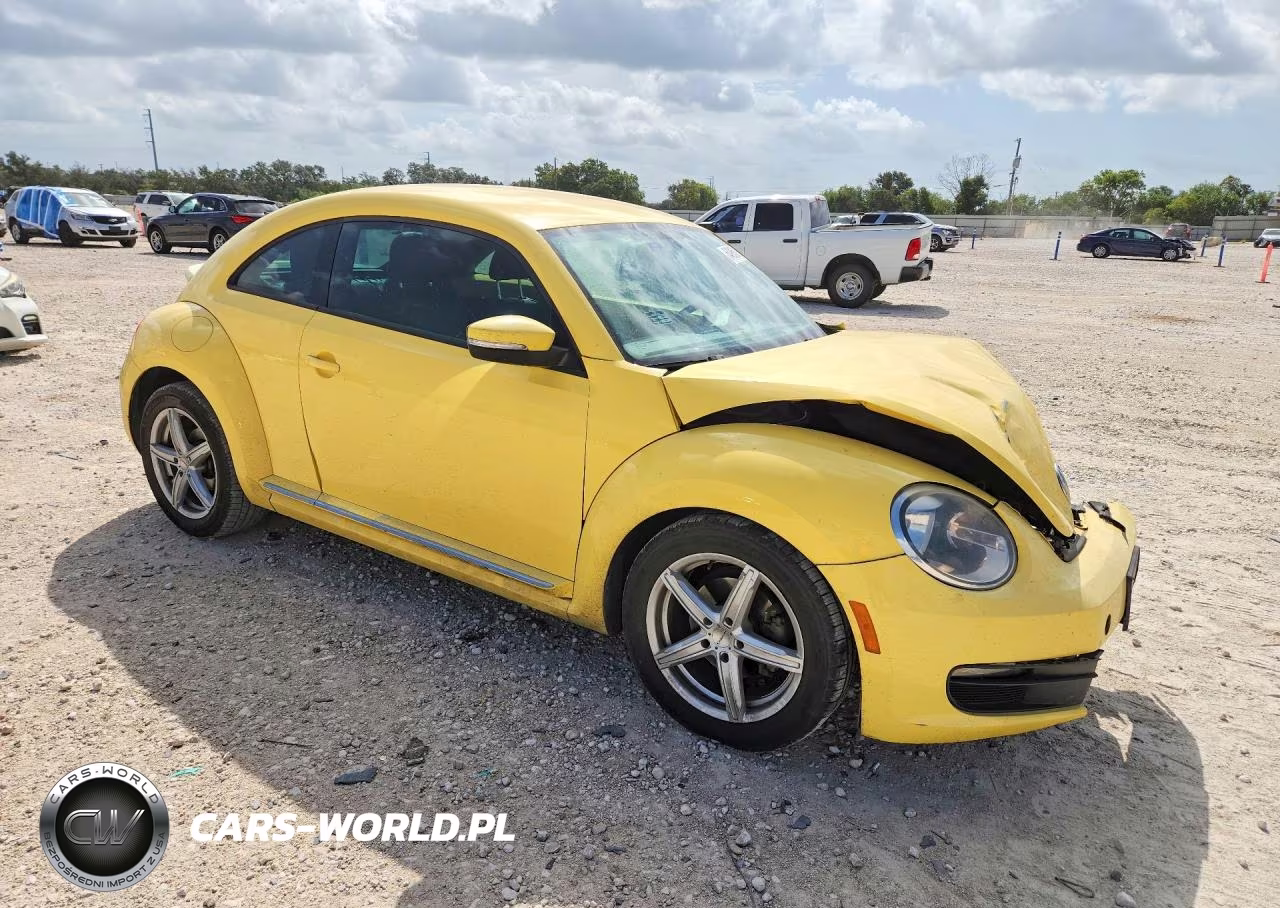 2012 Volkswagen Beetle VIN:3VWJX7AT7CM609408 - 4