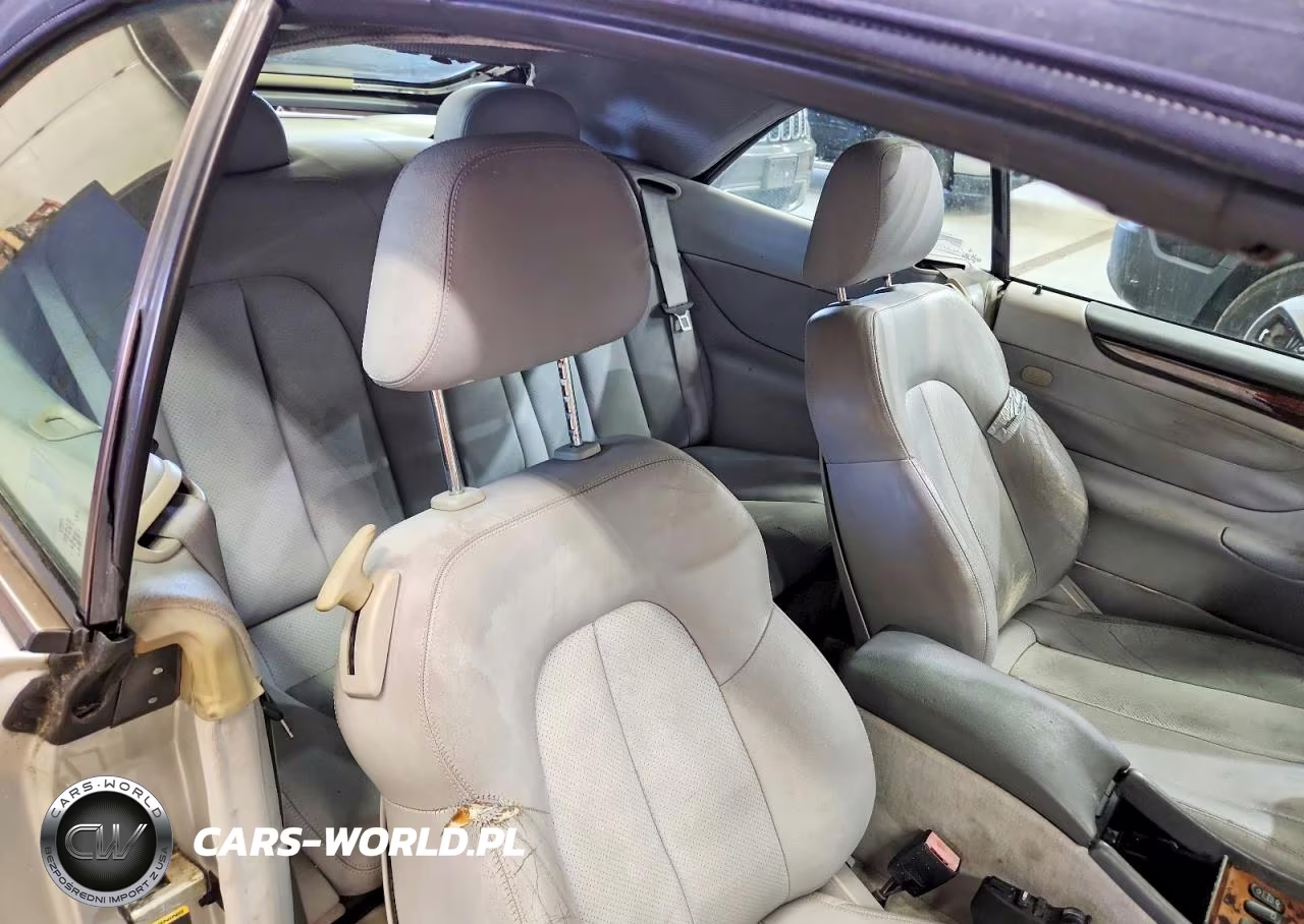 2002 Mercedes-Benz Clk 320 VIN:WDBLK65G02T119831 - 10