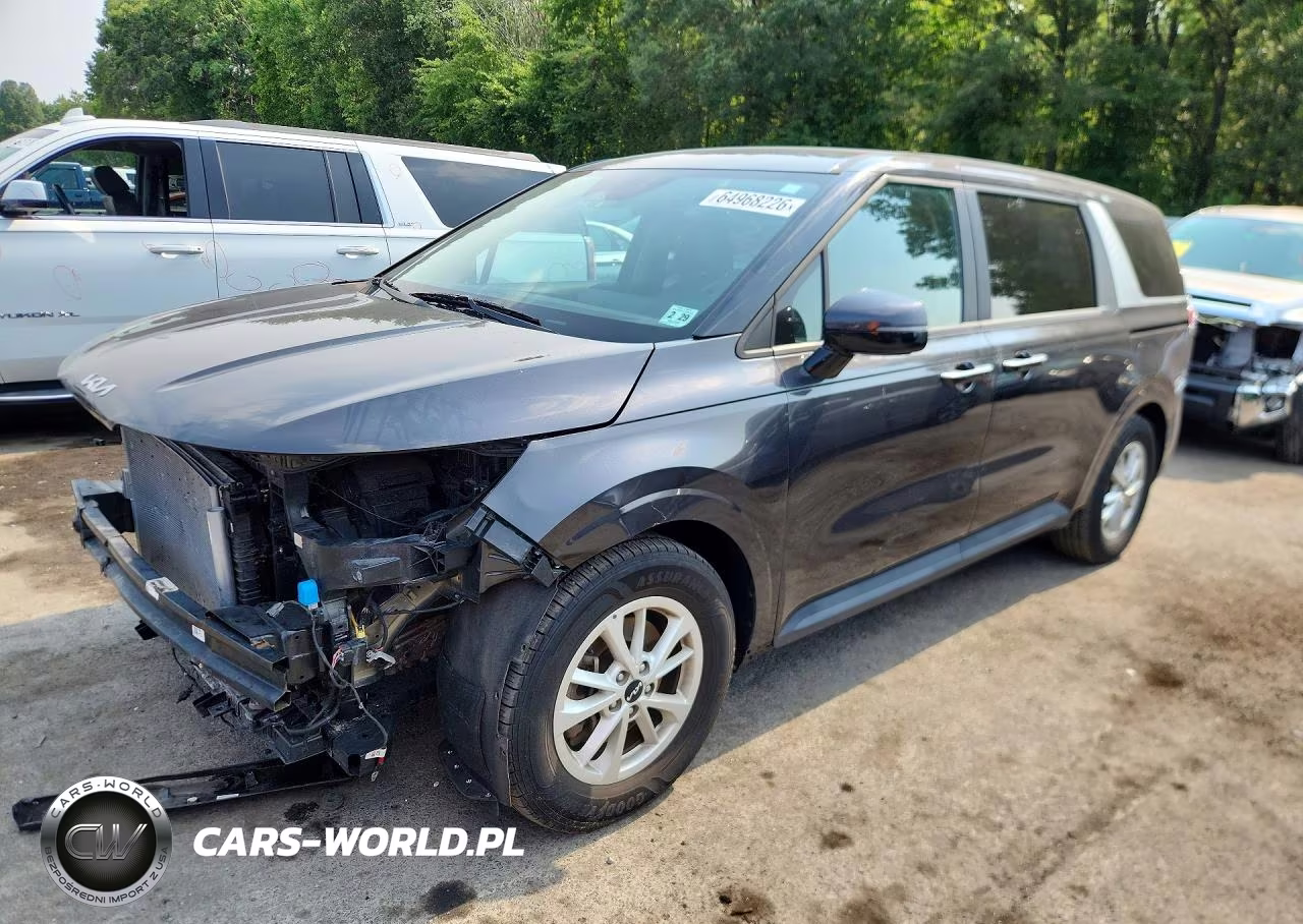 2024 Kia Carnival Lx