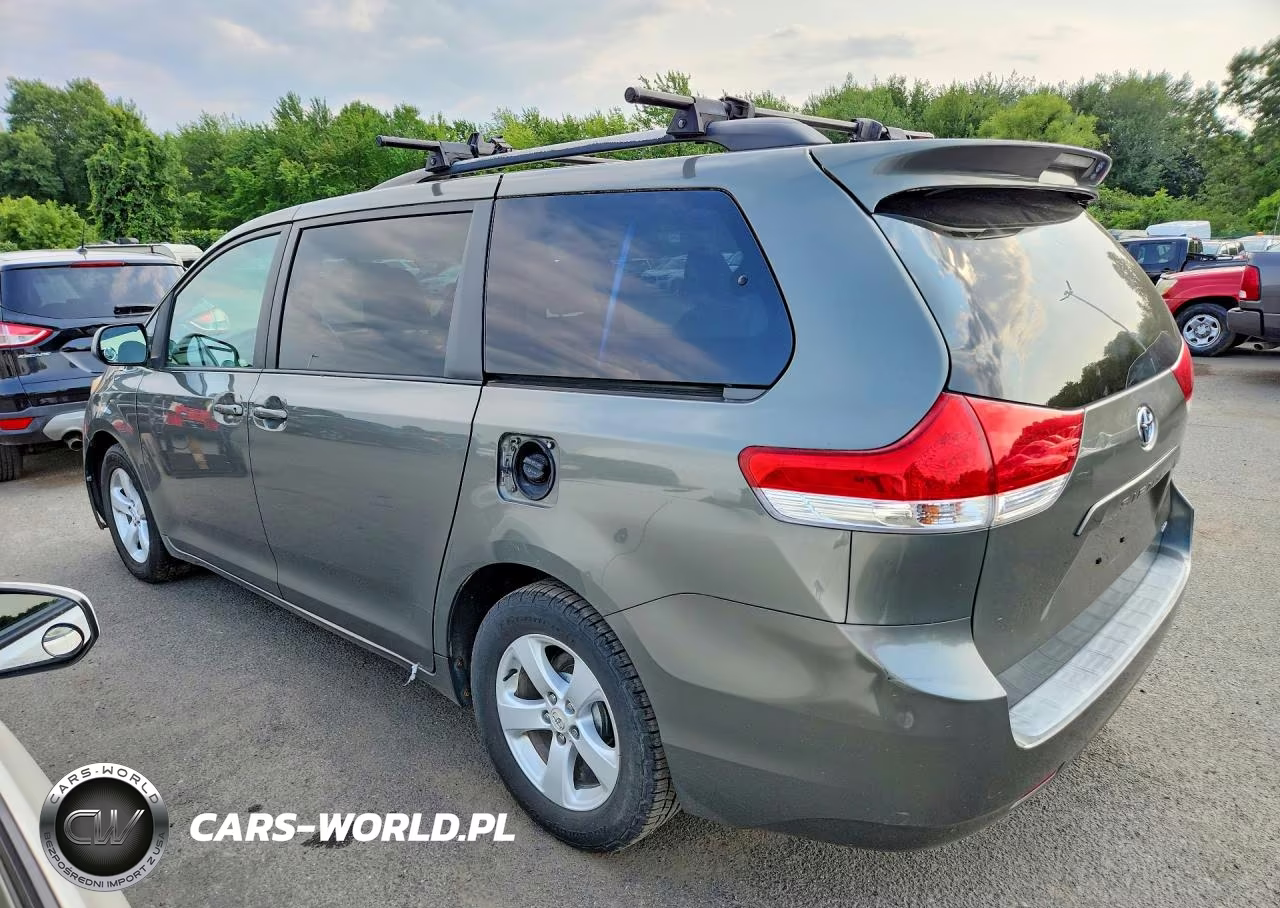 2011 Toyota Sienna Le VIN:5TDKK3DC0BS103959 - 2