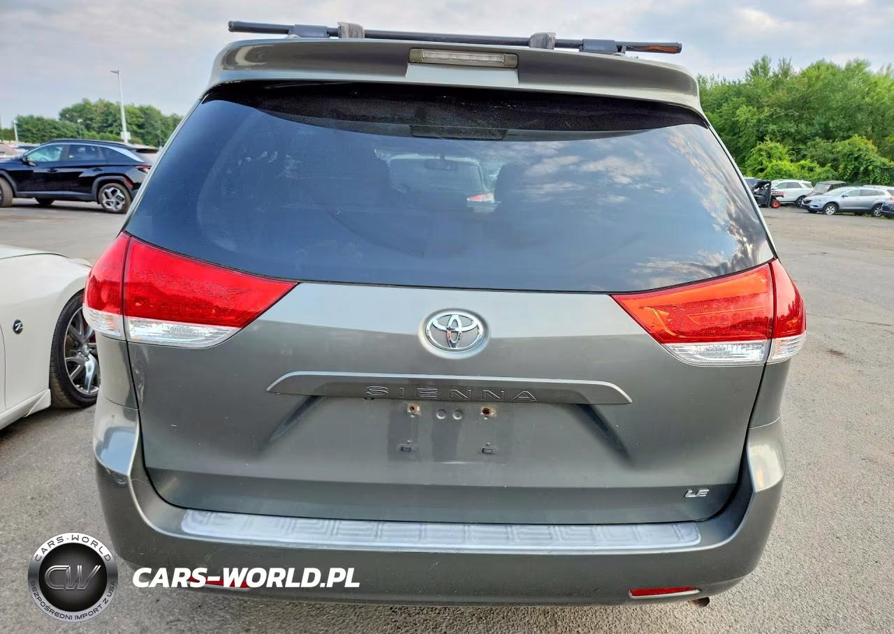 2011 Toyota Sienna Le VIN:5TDKK3DC0BS103959 - 6