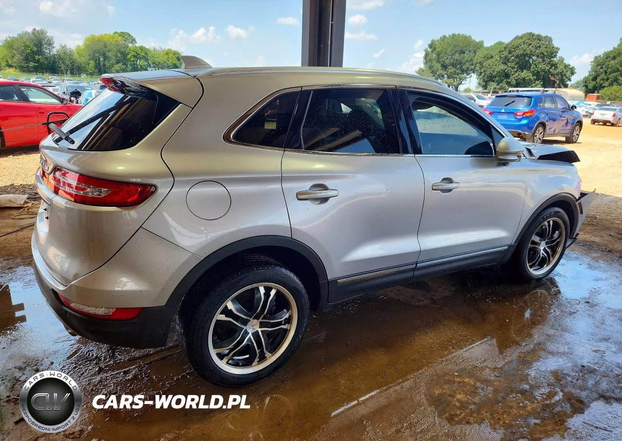2019 Lincoln Mkc VIN:5LMCJ1C92KUL26462 - 3