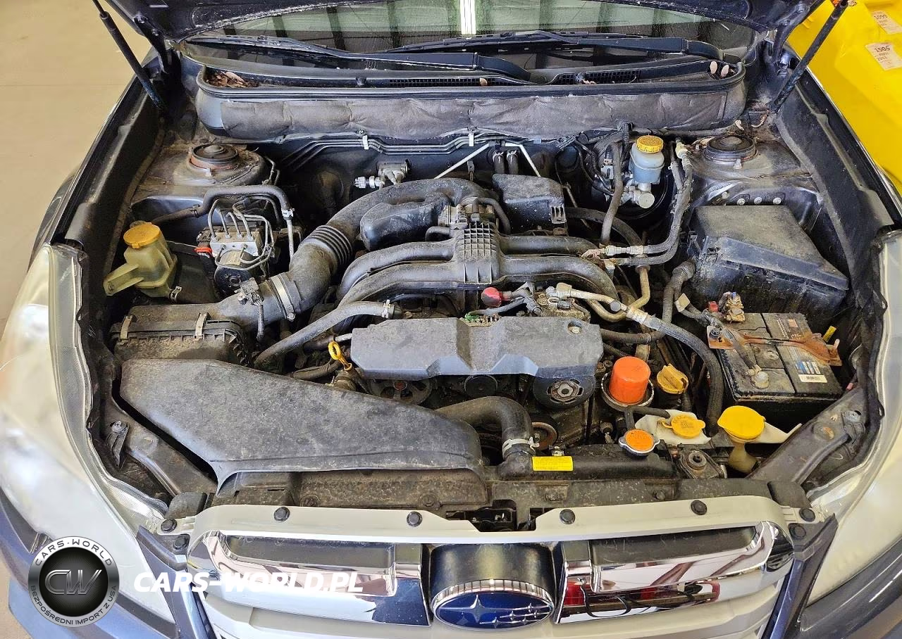 2014 Subaru Outback 2.5I Premium VIN:4S4BRBCC9E3302131 - 12