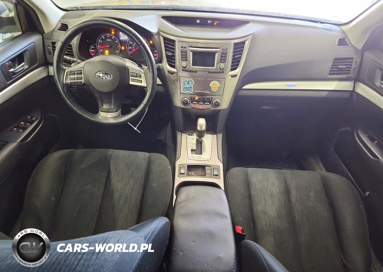 2014 Subaru Outback 2.5I Premium VIN:4S4BRBCC9E3302131 - 8