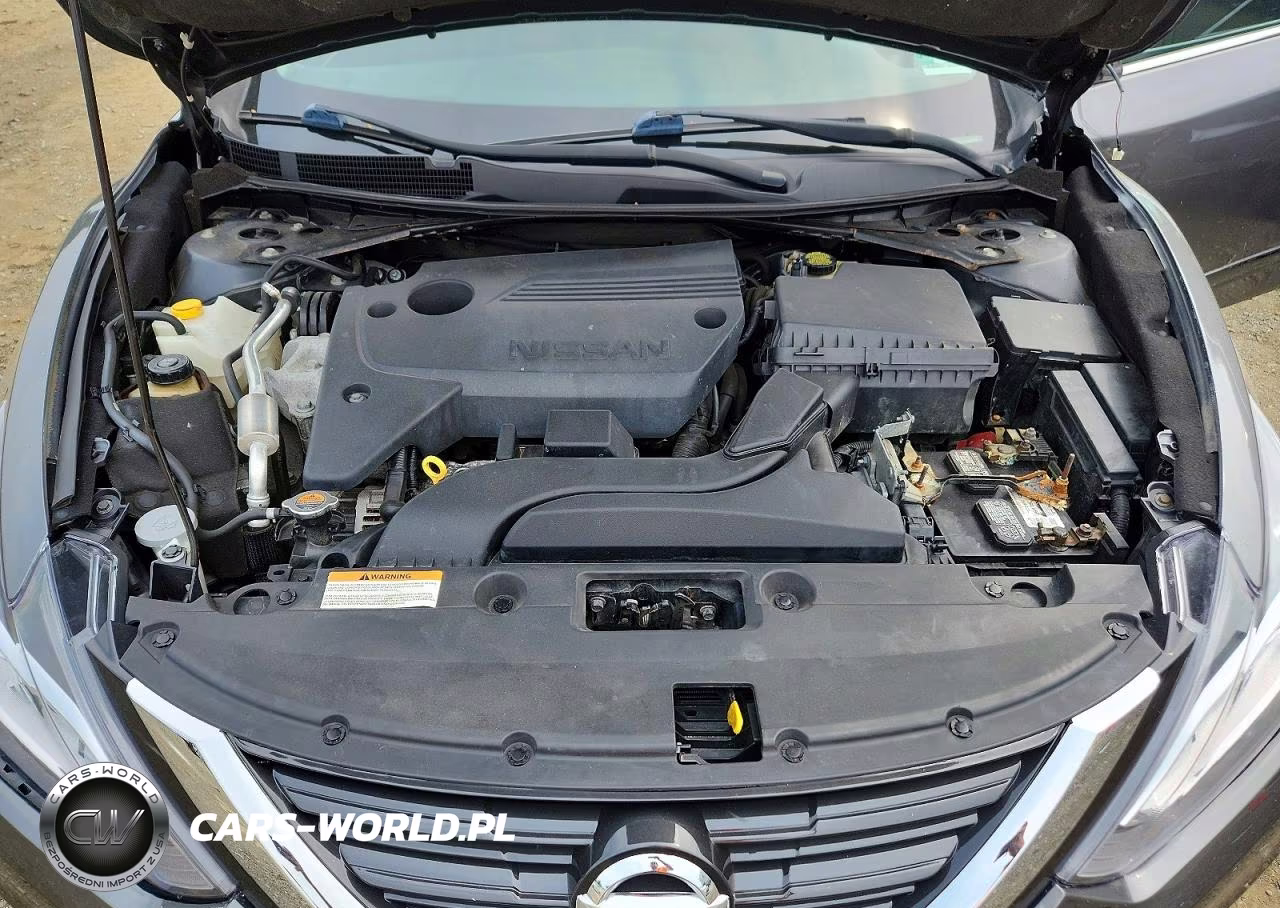 2016 Nissan Altima 2.5 S VIN:1N4AL3AP3GC127607 - 11