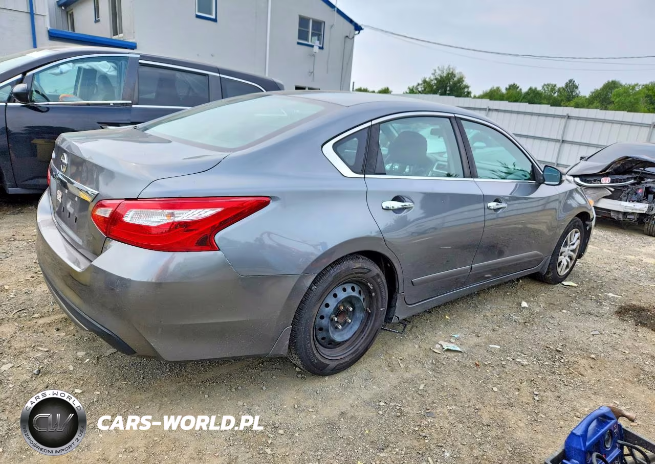 2016 Nissan Altima 2.5 S VIN:1N4AL3AP3GC127607 - 3